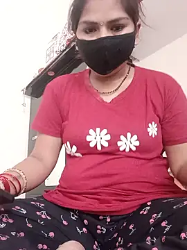 Snapshot of babi8877 chatting on May 24, 8:30 am babi8877 online show from May 24, 8:30 am