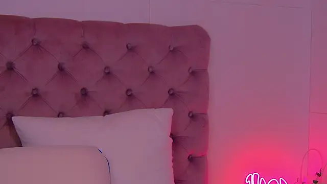 DorissHilton online show from June 25, 9:52 pm