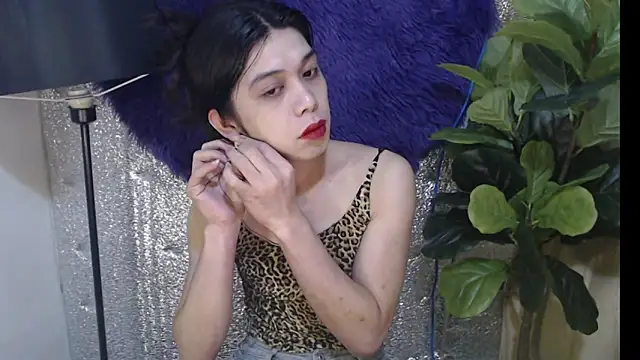 RoseAmarie online show from June 7, 7:12 am