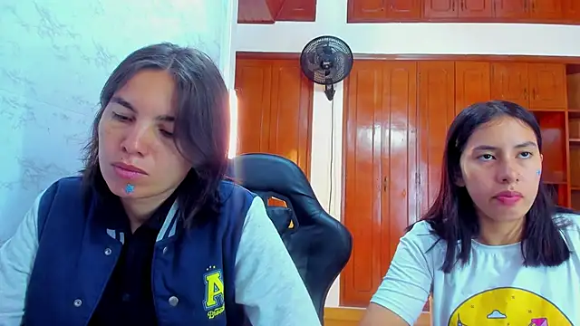 Soffy and Emily online show from June 11, 12:25 pm