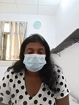 Xbees CT online show from May 20, 4:40 am