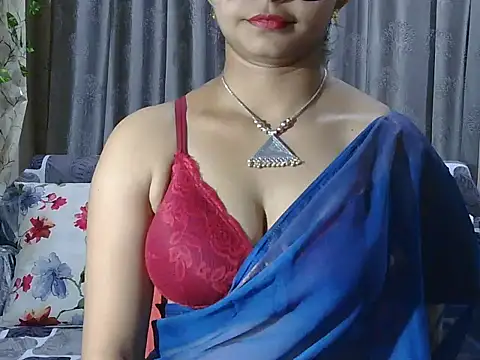 Butterflyy9 online show from June 17, 4:52 pm