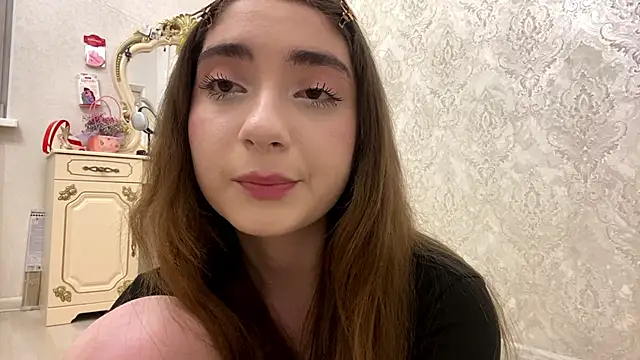Rosie Sweety online show from June 2, 7:38 pm