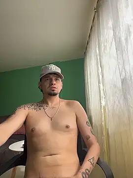 satur noxx online show from May 17, 7:54 pm