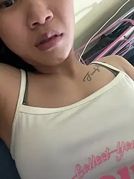 Vi sexyy online show from June 28, 8:31 am