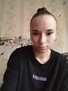 -VictoriaJohnson- online show from July 3, 11:33 pm