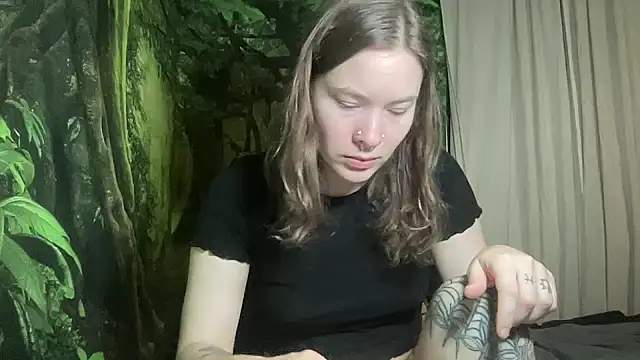 mo0ngoddess online show from January 21, 2:43 am