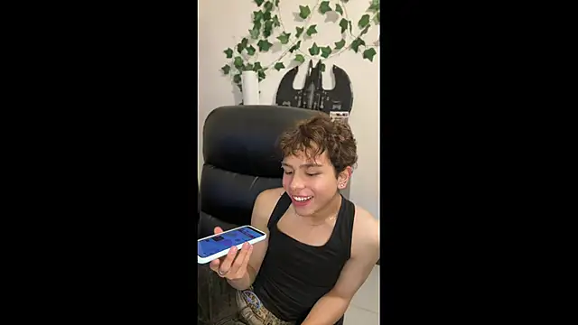 DanteSaint online show from May 28, 7:44 pm