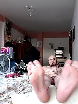 BAREFOOTSOLE99 online show from July 17, 5:18 pm