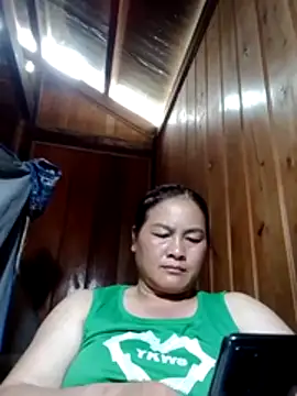 Snapshot of Blowjob0100 chatting on July 21, 6:16 am Blowjob0100 online show from July 21, 6:16 am