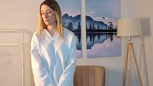 CharissaWalkner online show from May 14, 5:14 am