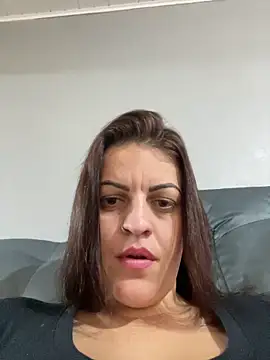 Snapshot of sweet_milenaa chatting on June 19, 11:14 am sweet milenaa online show from June 19, 11:14 am