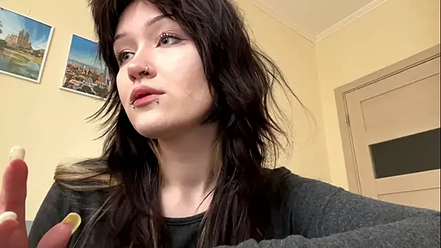 KaseySmit123 online show from May 28, 2:36 pm