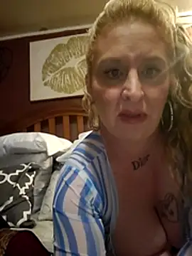 NutNmyGUTdaddy online show from June 30, 9:43 am