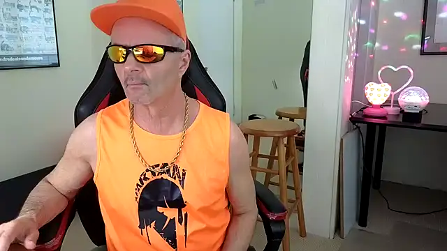 hotdadbod online show from January 6, 9:22 pm