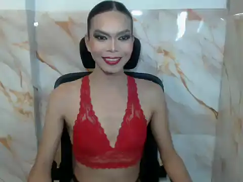 Snapshot of Serenamarqueza chatting on June 8, 5:35 pm Serenamarqueza online show from June 8, 5:35 pm