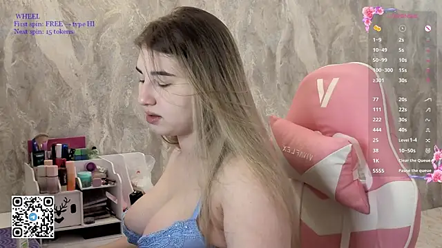 softiekitty online show from June 4, 12:22 pm