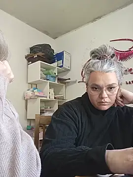 Snapshot of Lulitahot chatting on May 19, 3:40 pm Lulitahot online show from May 19, 3:40 pm