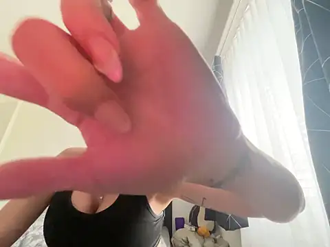 Hailey amour online show from May 19, 1:28 pm