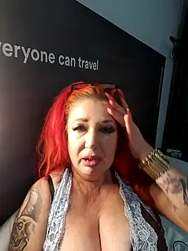 AshleyGinger   online show from June 5, 9:42 pm