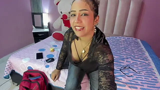 Snapshot of Arte_misa_ chatting on June 3, 1:25 pm Arte misa online show from June 3, 1:25 pm