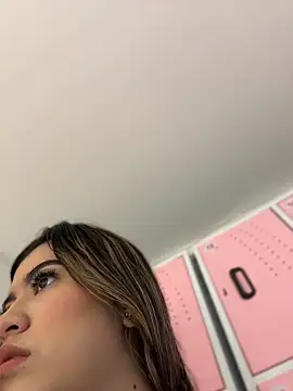 Snapshot of Vicky_Rico_ chatting on June 13, 3:26 am Vicky Rico online show from June 13, 3:26 am
