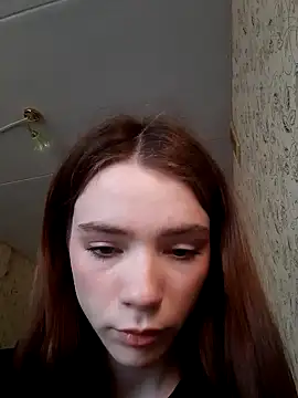 Lisskissx online show from May 17, 1:07 pm