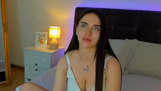 KellyWhites online show from May 20, 5:46 am