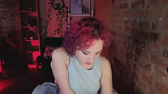 Snapshot of ScarlettSparkss chatting on June 30, 1:34 pm ScarlettSparkss online show from June 30, 1:34 pm