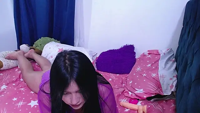 Snapshot of amara_18 chatting on May 31, 4:42 am amara 18 online show from May 31, 4:42 am