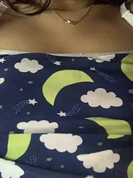Snapshot of Bethy01 chatting on July 17, 7:30 pm Bethy01 online show from July 17, 7:30 pm