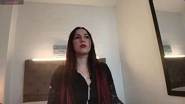 Rossy Marks online show from June 19, 2:38 am