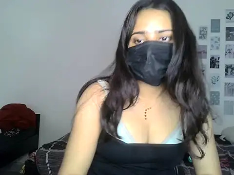 Snapshot of priyanks_sharma37 chatting on May 21, 5:47 am priyanks sharma37 online show from May 21, 5:47 am