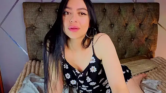 liisa thompson  online show from June 10, 2:05 pm