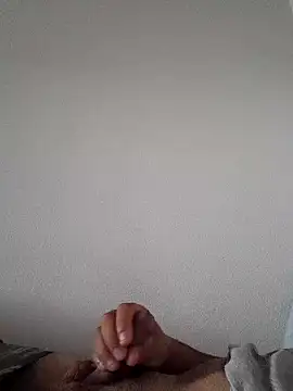 Nicolas065 online show from May 16, 4:28 pm