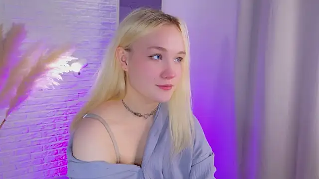 Lil Suzy online show from June 19, 10:13 pm