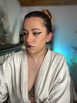 Snapshot of NikkiNix chatting on June 12, 12:59 pm NikkiNix online show from June 12, 12:59 pm