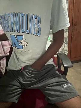 Snapshot of Inuchethi chatting on February 6, 1:05 am Inuchethi online show from February 6, 1:05 am