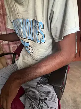 Snapshot of Inuchethi chatting on February 26, 9:10 am Inuchethi online show from February 26, 9:10 am