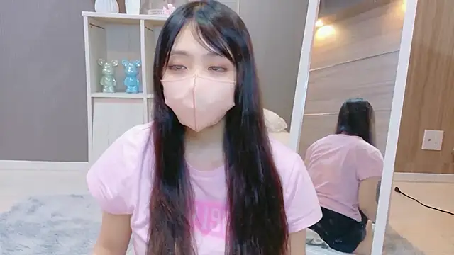 Snapshot of Runa-nn chatting on June 24, 4:17 pm Runa-nn online show from June 24, 4:17 pm