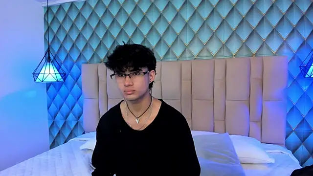 Sofia-Ethan online show from June 24, 12:26 pm