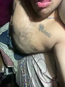 Lucaswolf33 online show from June 1, 4:14 am