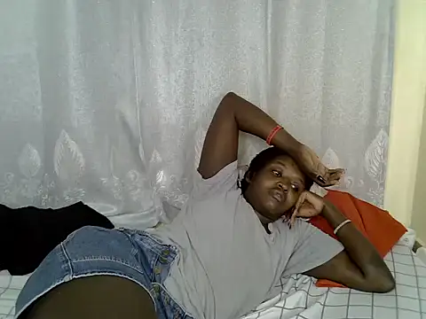 Lorainebabes online show from June 23, 10:08 pm