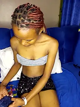 sexy girlyee online show from May 30, 5:54 pm