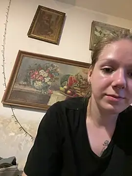 Snapshot of kovariza535 chatting on July 18, 5:50 pm kovariza535 online show from July 18, 5:50 pm