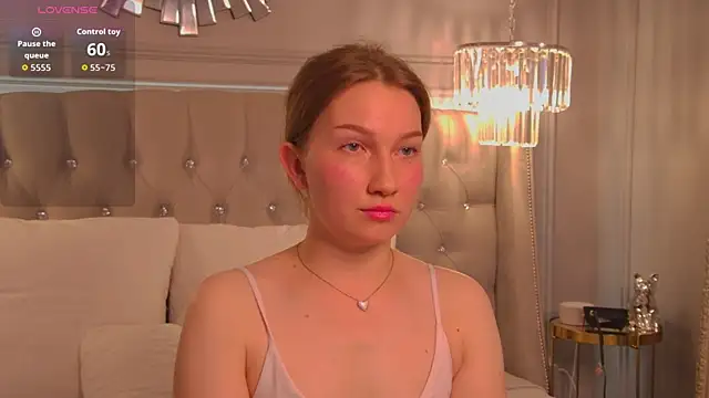 JessicaMartin online show from May 19, 6:42 am