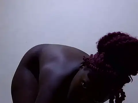 pretty leila1 online show from July 20, 7:33 am