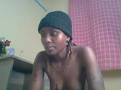 kiki8390 online show from July 3, 6:36 pm