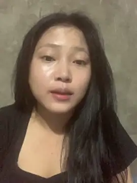 Snapshot of hinami-lo chatting on May 17, 8:23 am hinami-lo online show from May 17, 8:23 am