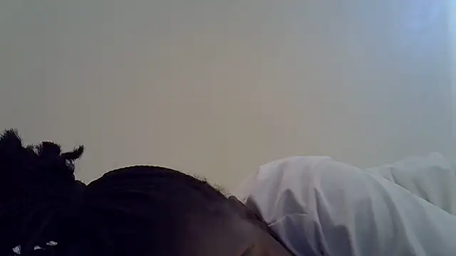 Snapshot of retahn chatting on June 27, 5:23 am retahn online show from June 27, 5:23 am